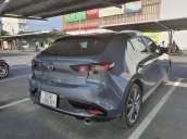 Cần bán lại xe Mazda 3 sản xuất 2021, màu xanh đá số tự động