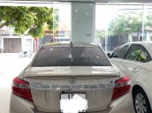 Bán Toyota Vios đời 2017, màu bạc chính chủ