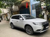 Bán ô tô Mitsubishi Outlander 2.0 CVT đời 2018, màu trắng