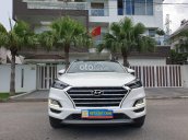 Cần bán lại xe Hyundai Tucson đời 2019, màu trắng còn mới, giá tốt