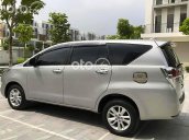 Cần bán xe Toyota Innova 2.0E MT đời 2017, màu xám chính chủ