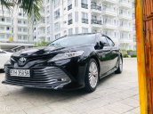 Bán Toyota Camry 2.5Q sản xuất 2020, màu đen, nhập khẩu nguyên chiếc còn mới