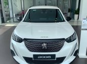 Peugeot 2008 màu trắng đời mới