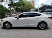 Cần bán xe Mazda 3 năm 2017, màu trắng, 530 triệu