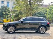 GLC 250 sản xuất 2018, xe màu đen - nội thất nâu