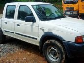 Cần bán Ford Ranger năm sản xuất 2002, màu trắng xe gia đình