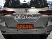 Xe Toyota Fortuner 2.4G 4x2 MT sản xuất 2018, màu bạc, nhập khẩu nguyên chiếc còn mới