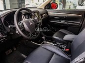 Bán Mitsubishi Outlander Premium 2.0 CVT 2021, màu xám