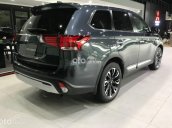 Bán Mitsubishi Outlander Premium 2.0 CVT 2021, màu xám