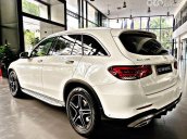 Cần bán xe Mercedes GLC300 năm sản xuất 2021, màu trắng, xe nhập