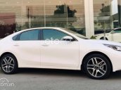 Kia Cerato giảm giá lên đến 65tr