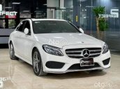 Cần bán gấp Mercedes C250, sx 2015, màu trắng