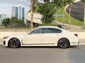 Bán BMW 740Li sản xuất 2019, màu trắng, giá thấp