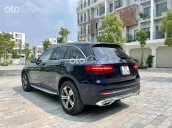 Xe Mercedes GLC250 đời 2016, màu đen