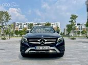 Xe Mercedes GLC250 đời 2016, màu đen