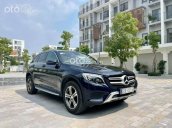 Xe Mercedes GLC250 đời 2016, màu đen