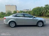 Cần bán Ford Mondeo đời 2011, màu bạc số tự động