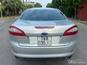 Cần bán Ford Mondeo đời 2011, màu bạc số tự động