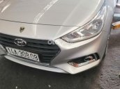 Bán Hyundai Accent 1.4 MT đời 2018, màu bạc, 380tr