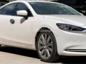 Bán Mazda 6 đời 2020, màu trắng xe gia đình