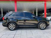 Cần bán Kia Sorento sản xuất năm 2015, màu đen, 595tr