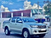 Bán ô tô Toyota Hilux 3.0G 4x4 năm 2012, màu bạc, nhập khẩu