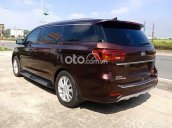 Cần bán gấp Kia Sedona 2.2 DAT Luxury đời 2020, màu đỏ xe gia đình