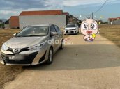 Cần bán gấp Toyota Vios 1.5E MT đời 2019 số sàn giá cạnh tranh