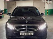 Cần bán Mercedes C250 Exclusive năm sản xuất 2018, màu đen