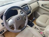 Bán Toyota Innova G 2016, màu bạc số sàn