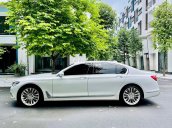 Bán BMW 730Li đời 2016, màu trắng, xe nhập chính chủ