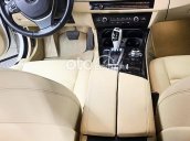 Cần bán gấp BMW 520i đời 2015, màu trắng, nhập khẩu nguyên chiếc chính chủ