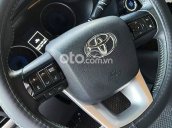 Cần bán xe Toyota Hilux 3.0G 2015, màu đen, nhập khẩu còn mới