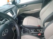 Cần bán lại xe Hyundai Accent 1.4AT năm 2019, nhập khẩu