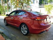 Cần bán Hyundai Elantra năm sản xuất 2017, màu đỏ, giá 525tr