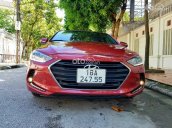 Cần bán Hyundai Elantra năm sản xuất 2017, màu đỏ, giá 525tr