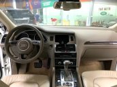 Bán Audi Q7 sản xuất năm 2013, nhập khẩu nguyên chiếc còn mới