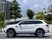 Bán xe Ford Everest Titanium 2.0L 4x4 AT đời 2019, màu trắng, xe nhập