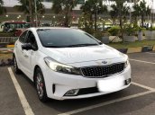 Bán xe Kia Cerato năm 2017, màu trắng xe gia đình, giá 440tr