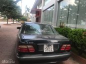 Bán Mercedes năm sản xuất 2000, màu đen, giá tốt