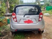 Cần bán gấp Chevrolet Spark năm sản xuất 2015, màu bạc