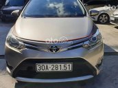 Cần bán Toyota Vios đời 2014, màu xám