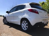 Cần bán gấp Mazda 2 1.5 AT sản xuất 2013, màu trắng 