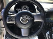 Cần bán gấp Mazda 2 1.5 AT sản xuất 2013, màu trắng 