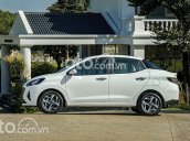 Hyundai Grand i10 phiên bản mới, lãi suất 0%, tặng kèm bộ quà tặng chính hãng