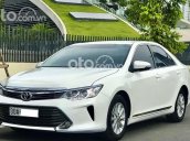 Bán ô tô Toyota Camry 2.0E năm sản xuất 2015, màu trắng, nhập khẩu, giá tốt