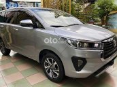 Bán xe Toyota Innova G 2.0 AT sản xuất năm 2021, màu bạc như mới, giá chỉ 829 triệu