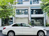 Cần bán lại xe Mercedes C250 năm sản xuất 2016, màu trắng 