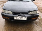 Cần bán xe Honda Accord đời 1997, màu đen chính chủ, 98 triệu