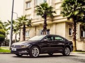 Bán Volkswagen Passat BlueMotion High đời 2021, màu đen, xe nhập